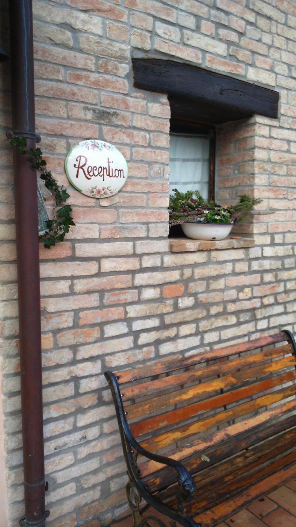 Antica Dimora Guest House Sarnano Room photo