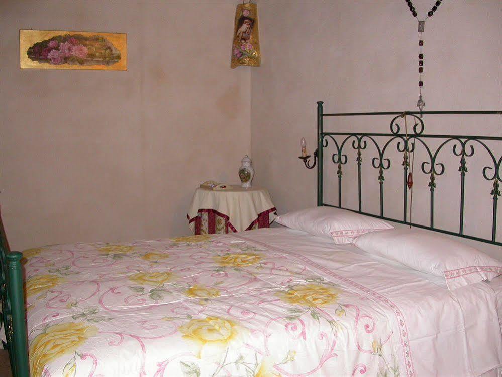 Antica Dimora Guest House Sarnano Exterior photo
